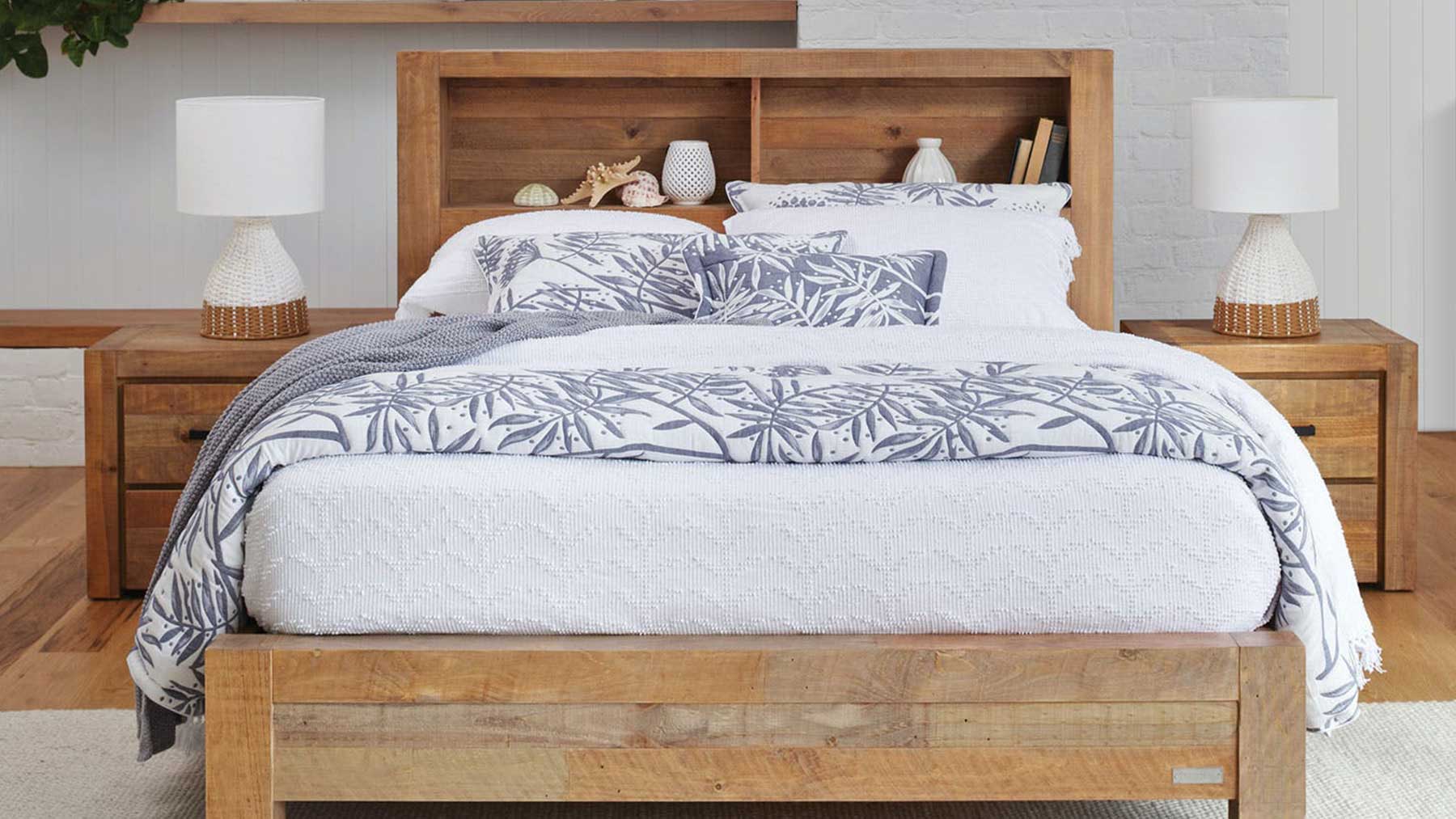 Giường ngủ gỗ chất lượng cao GHC-929-2